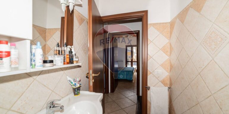 2025020495750-926745-16