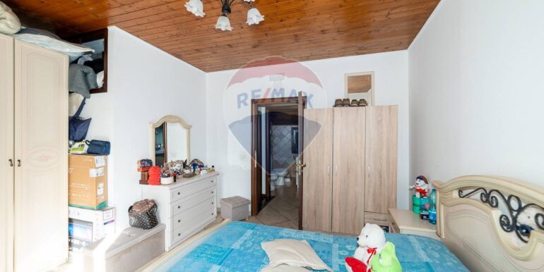 2025020495759-926745-20