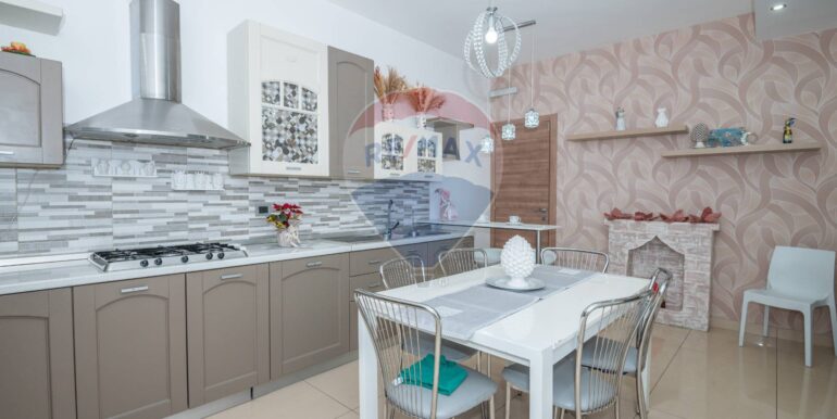 2025020503617-927085-8