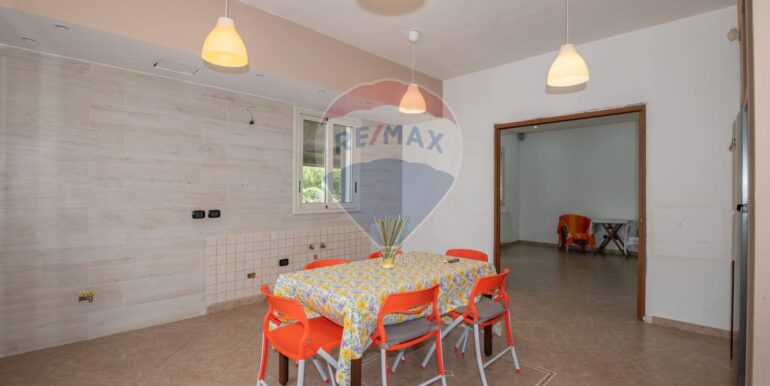 20250208115700-928359-10