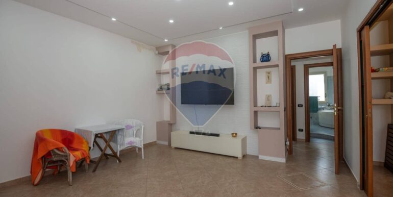 20250208115704-928359-14