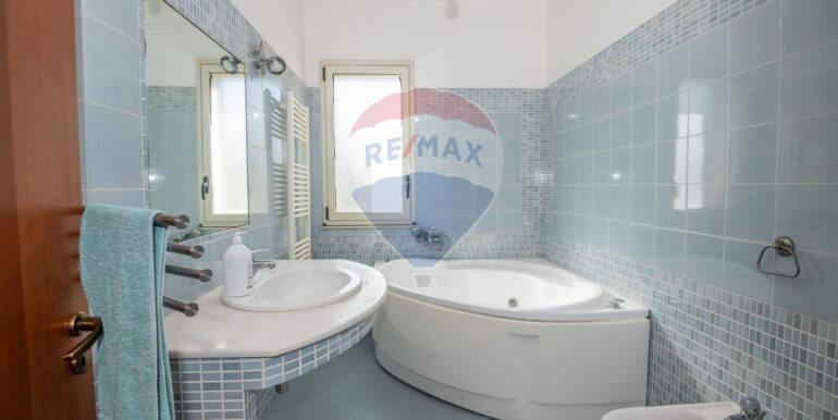 20250208115708-928359-18