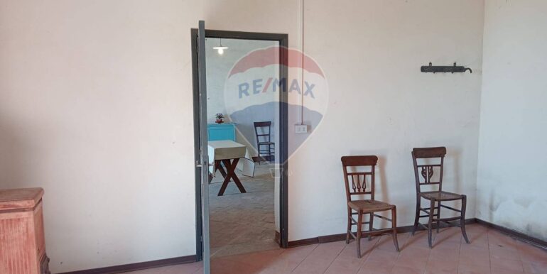 20250226165351-932601-7