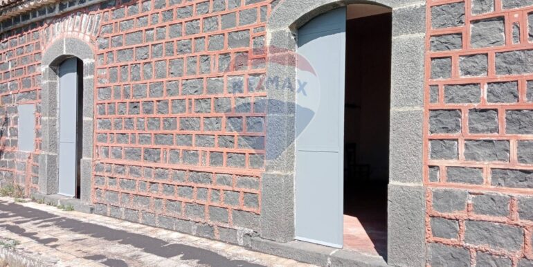 20250226165754-932601-14