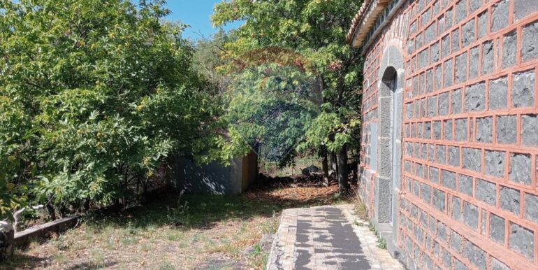 20250226165759-932601-15