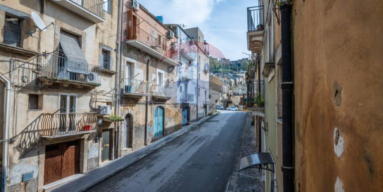 20250227155707-932909-17