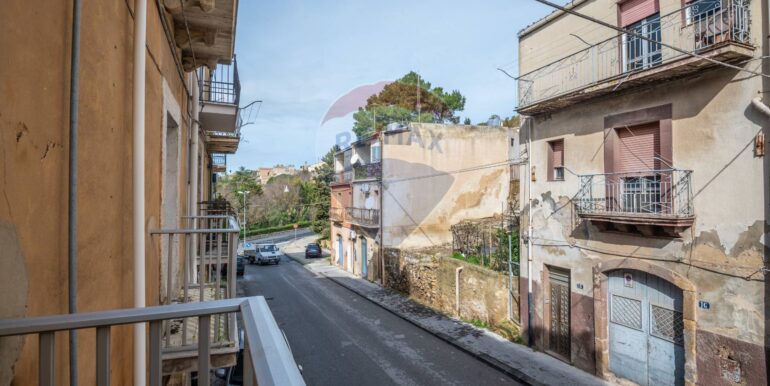 20250227155711-932909-18