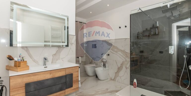 20250307125641-934552-21