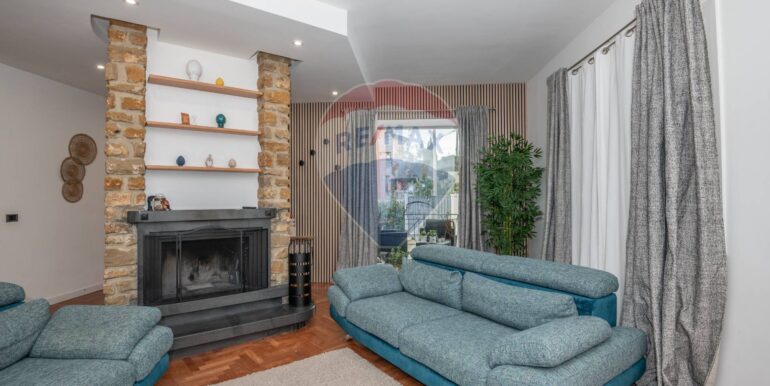 20250307125644-934552-22