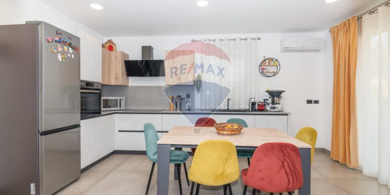 20250307125659-934552-27