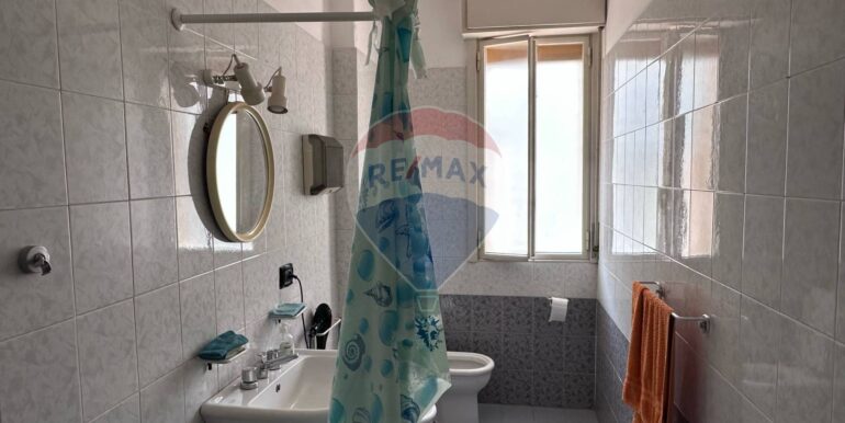 20250310181125-935556-14