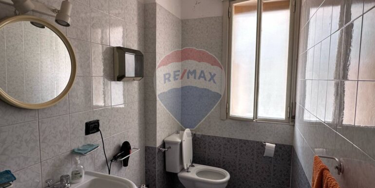 20250310181130-935556-18