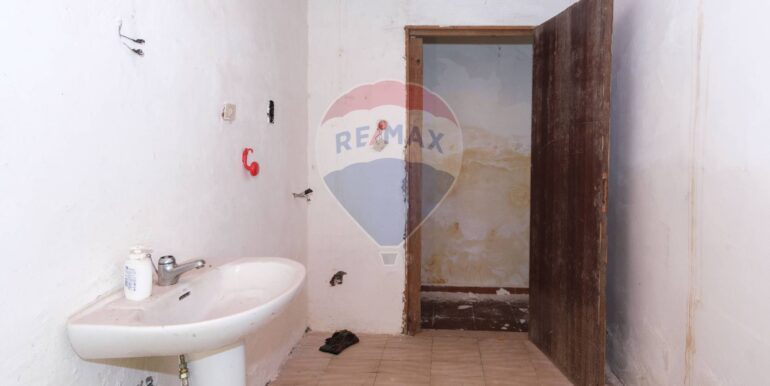 20250325182009-938873-8