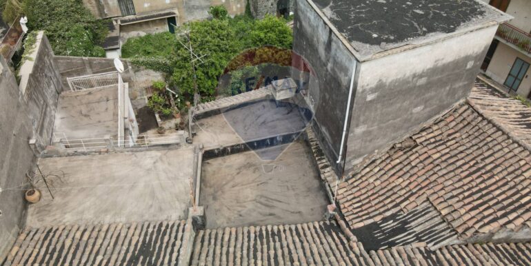 2025032865617-939435-4