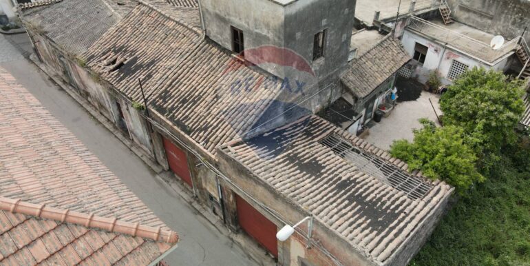 2025032865618-939435-9