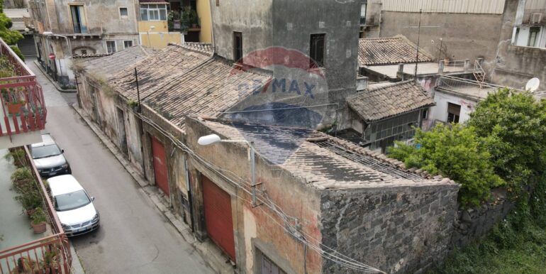 2025032865619-939435-10