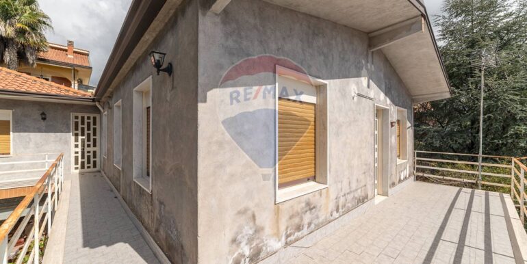 20250330121752-939437-33