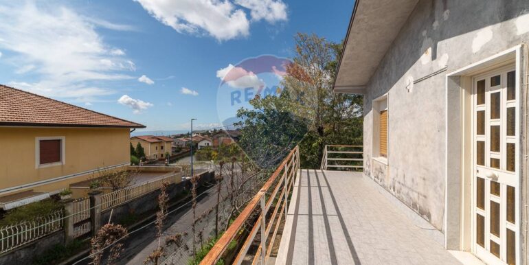 20250330121756-939437-35