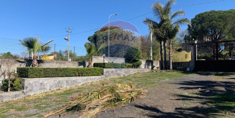 20250331192640-940024-10