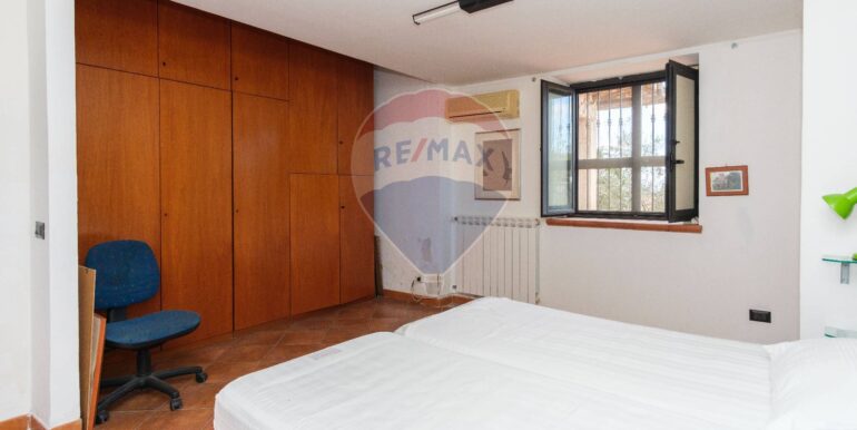 20250401173125-936627-16