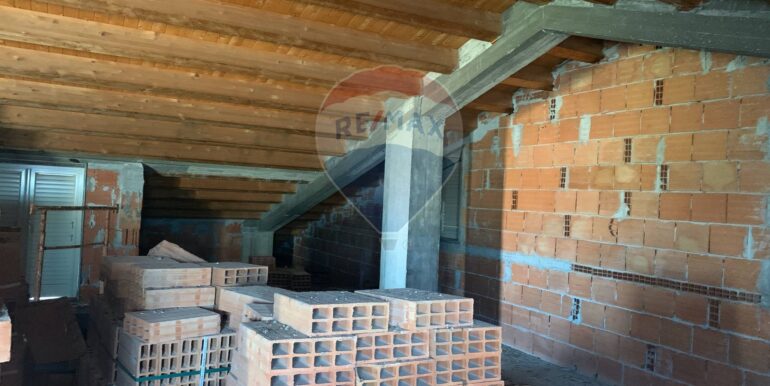 20250401174312-940219-1