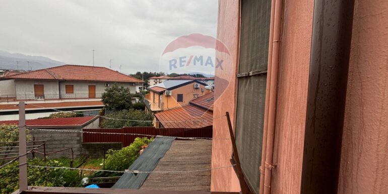 20250402212617-940585-10