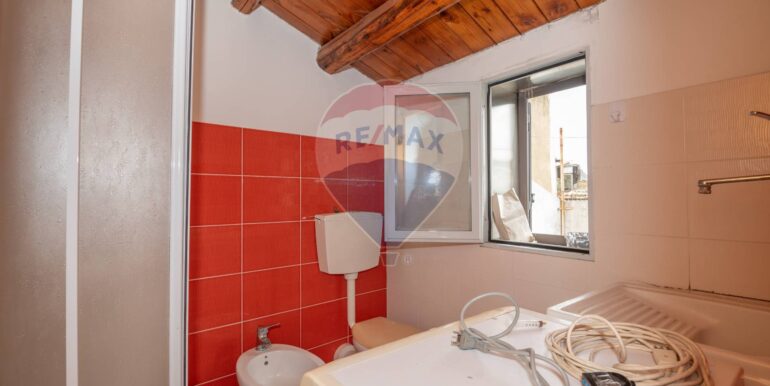 20250404182444-942084-21