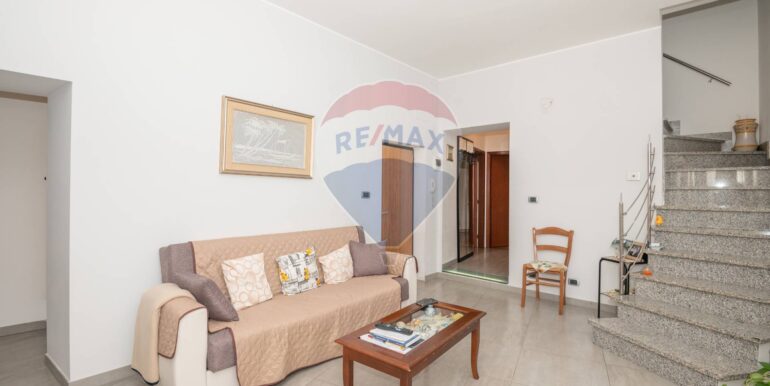 20250404182520-942084-38