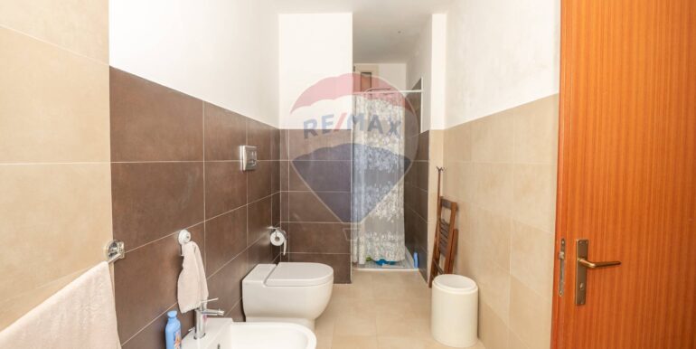 20250405114042-942228-33