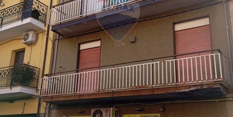 2025040512520-940394-12