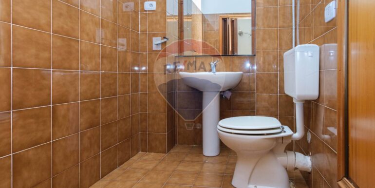 20250410180425-943285-19