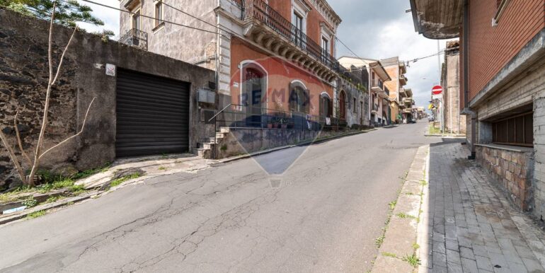 20250415190353-944141-2