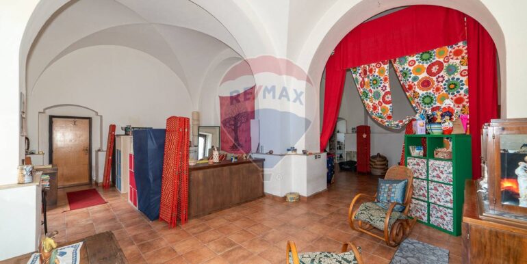 20250415190433-944141-8