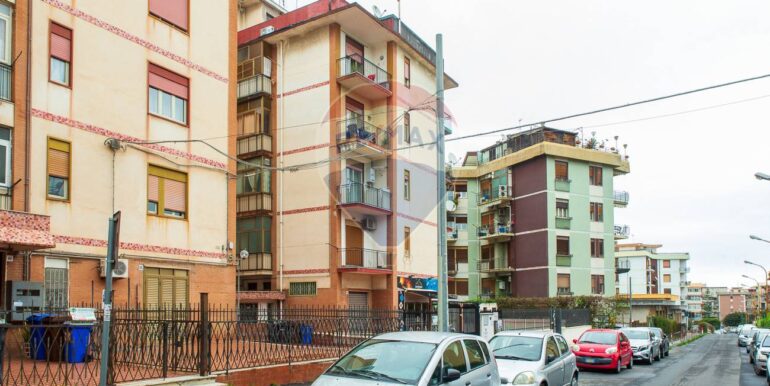 2025041795810-944404-2