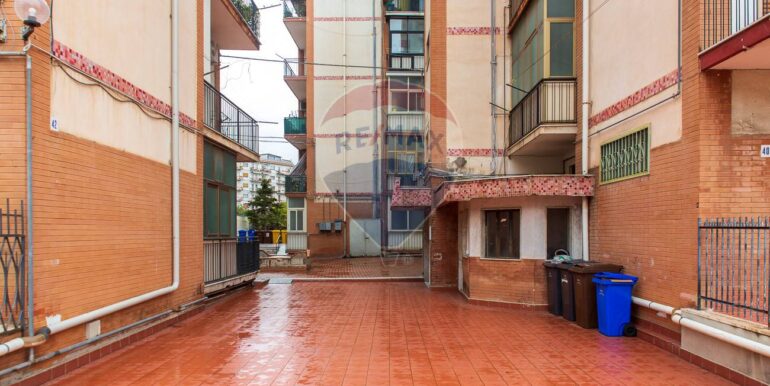 2025041795825-944404-6