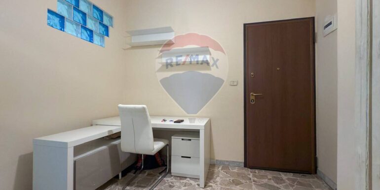 2025041795901-944404-17