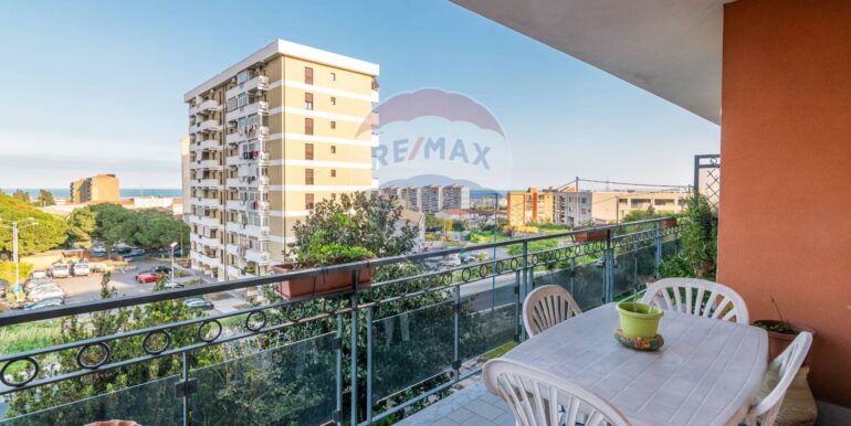 20250422120150-944902-11