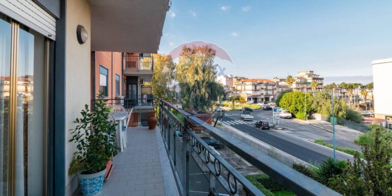 20250422120152-944902-12