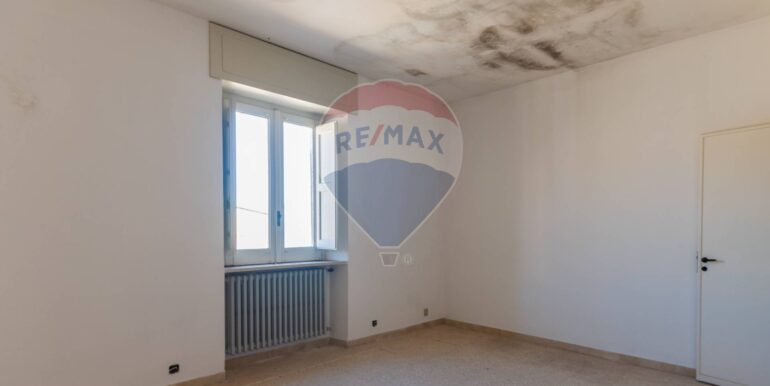 20250422175830-945024-17