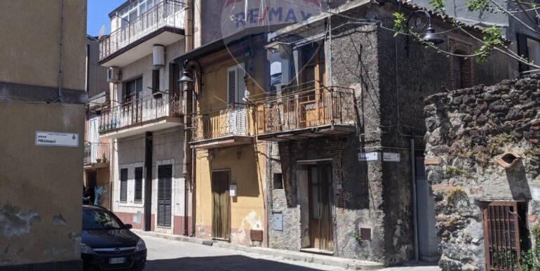 2025042883127-926783-8