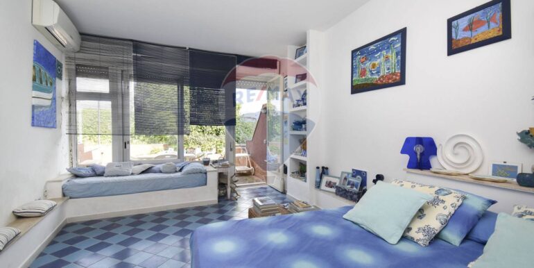 20250502112949-946293-13