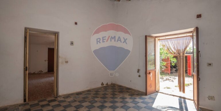 2025050294448-946048-12