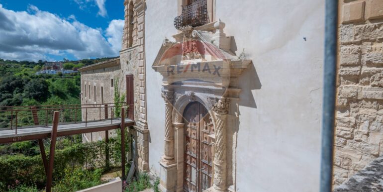 20250503152201-945008-9