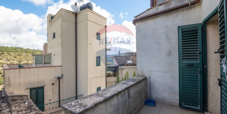 20250503161605-944208-9