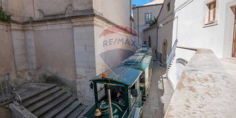 20250503161608-944208-10