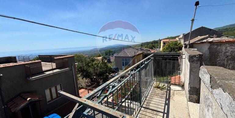 2025050391303-946428-9