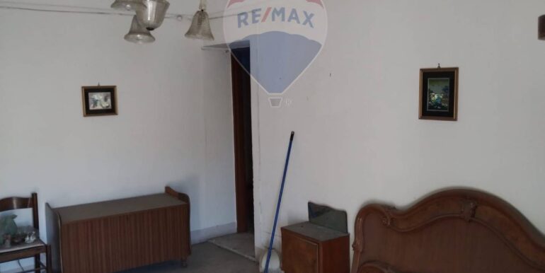 20250504205616-946520-1