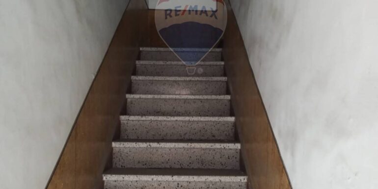 20250504205627-946520-7