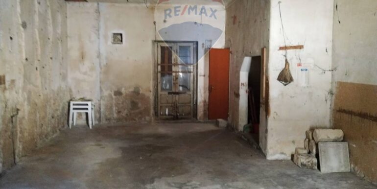 20250504223425-946523-17