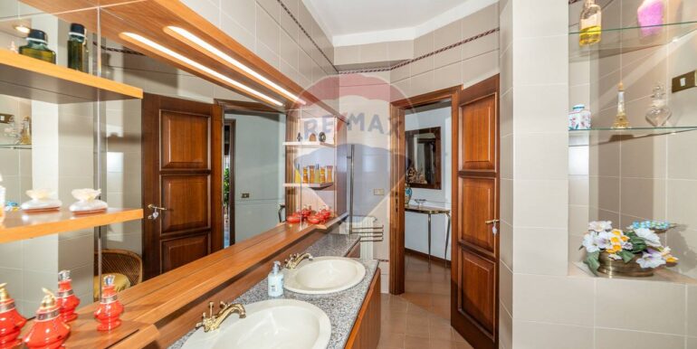 20250513102154-948238-13